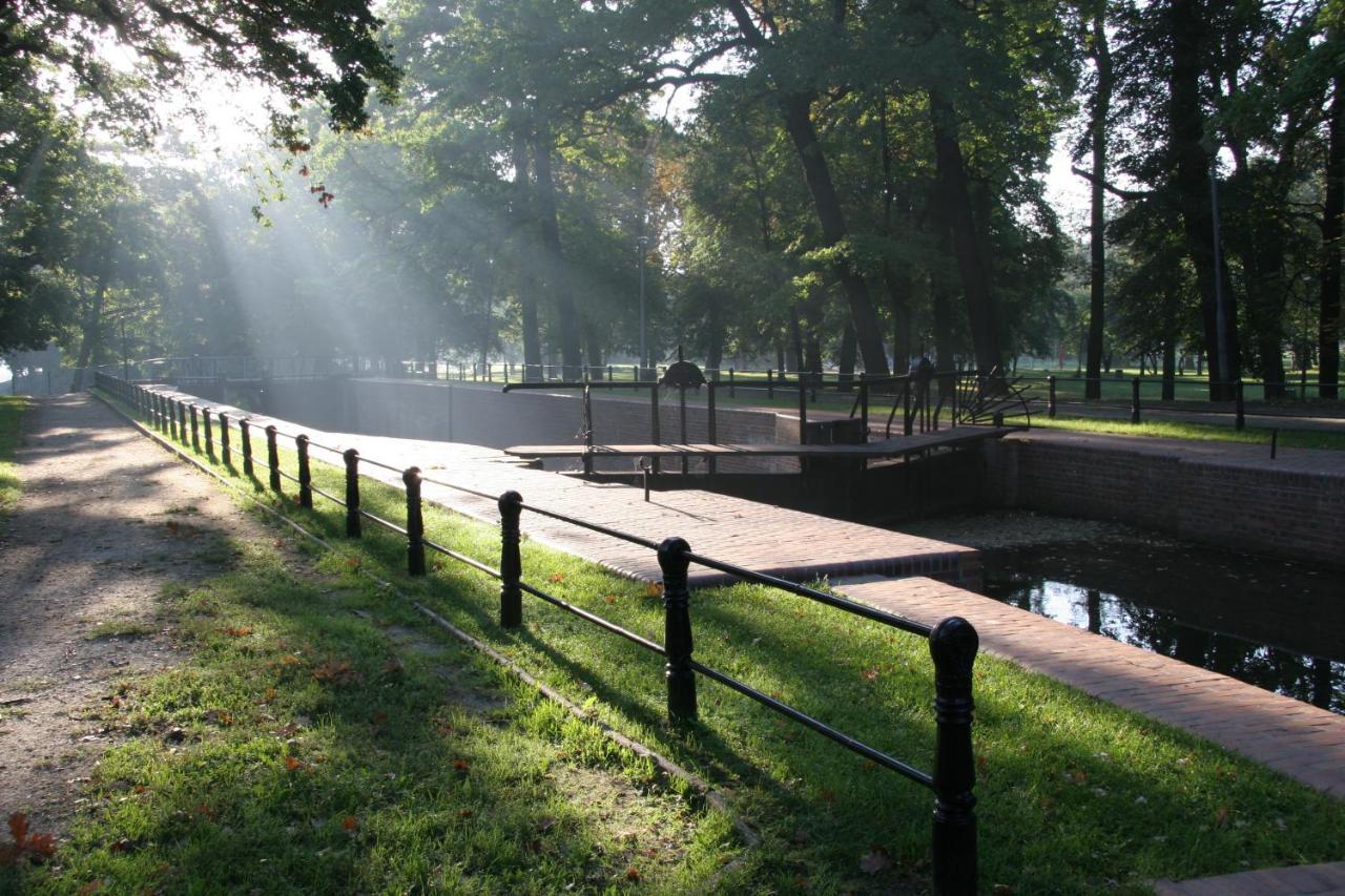 Park Hotel Быдгощ Экстерьер фото