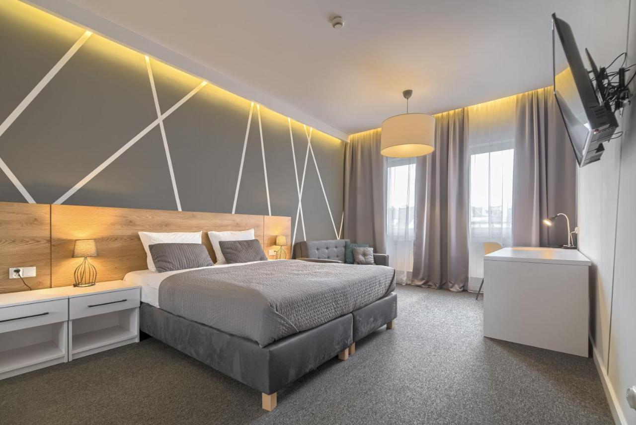 Park Hotel Быдгощ Экстерьер фото